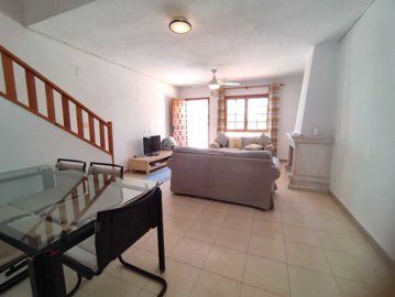 town-house-villamartin-cl057-13