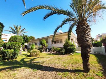 villa-punta-prima-cl084-1