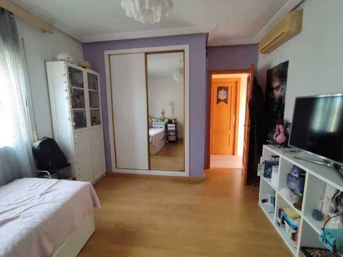 Image No.8-3 Bed Villa for sale