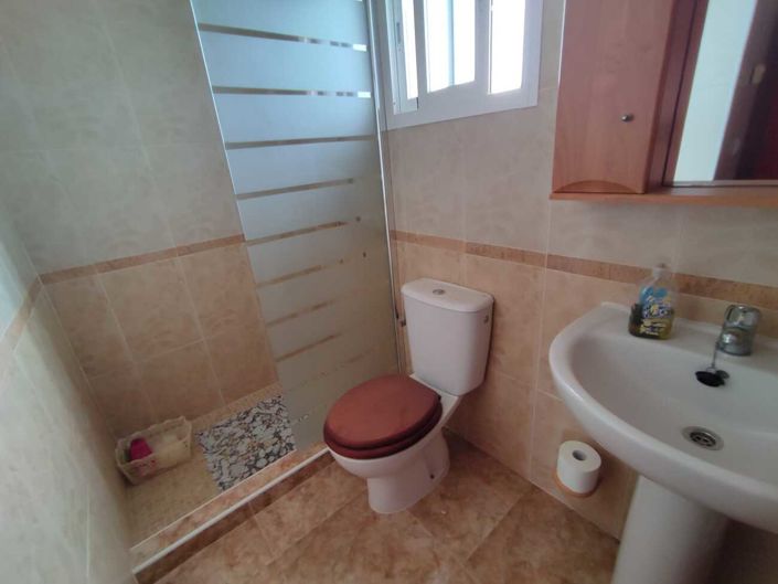 Image No.29-5 Bed Townhouse for sale