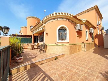 bungalow-playa-flamenca-cl094-1