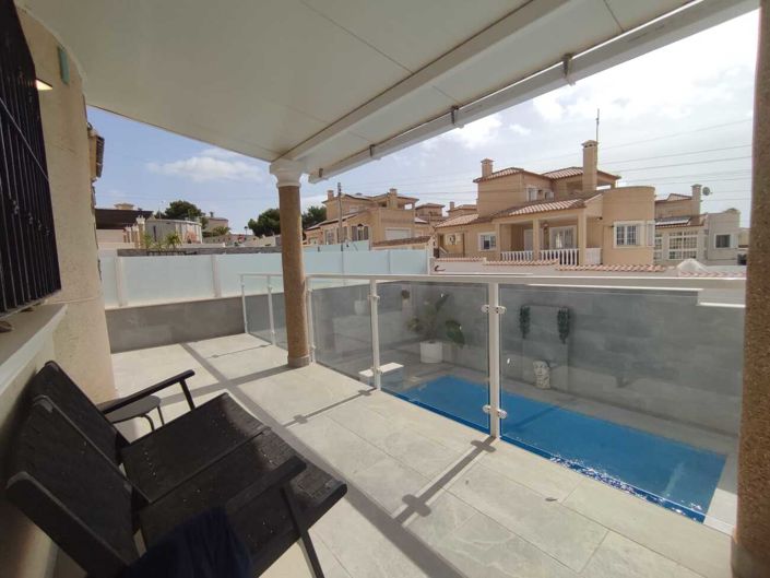 Image No.12-Villa de 4 chambres à vendre à Villamartin