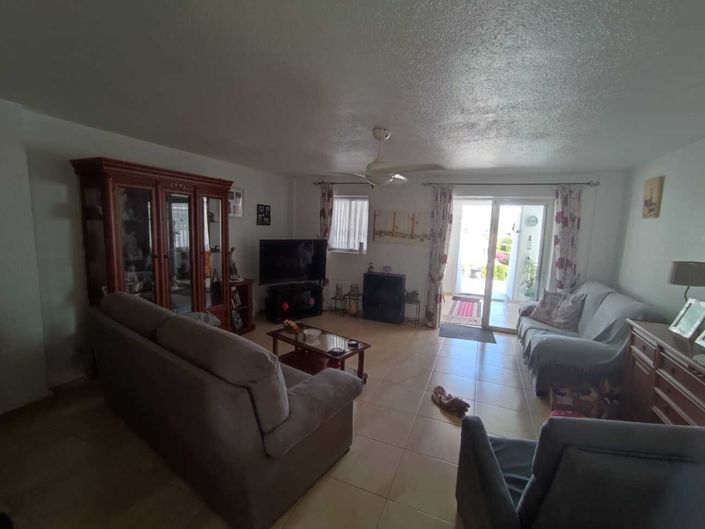 Image No.16-3 Bed Townhouse for sale