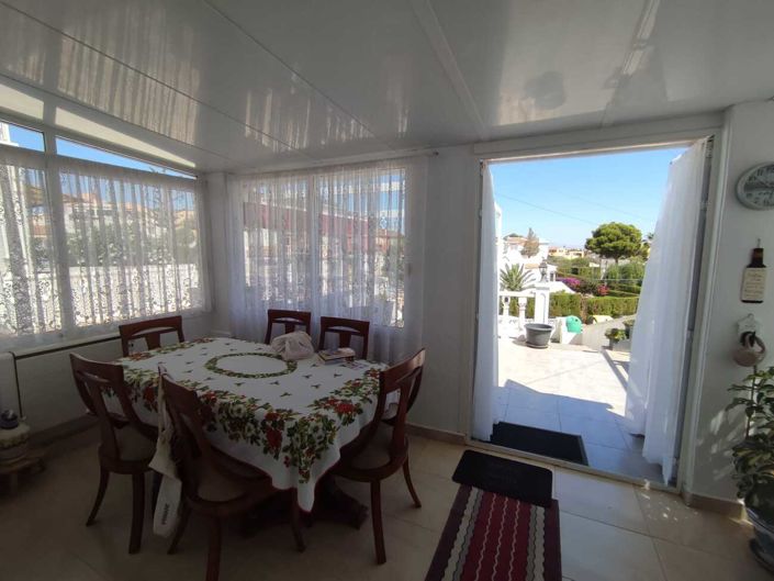 Image No.8-3 Bed Townhouse for sale