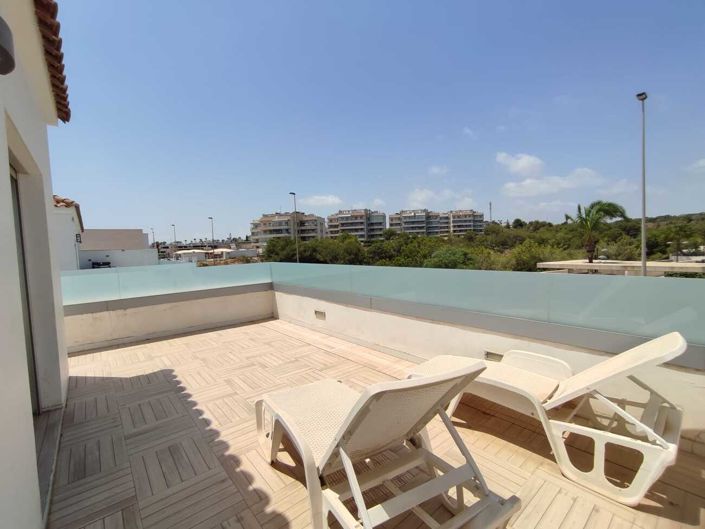 Image No.9-3 Bed Villa for sale