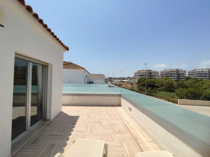 Image No.10-3 Bed Villa for sale