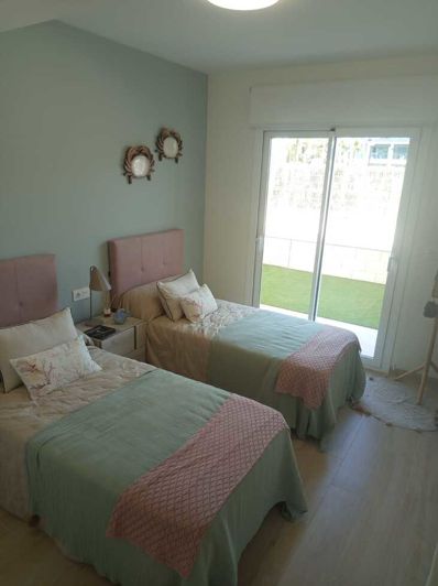 Image No.9-2 Bed Apartment for sale