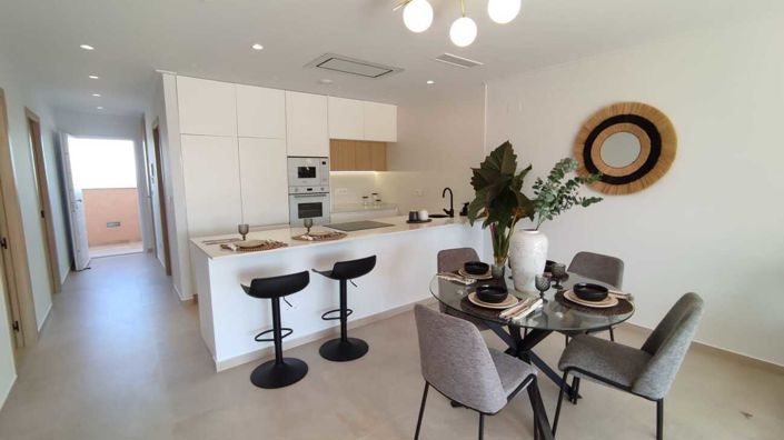 Image No.20-3 Bed Apartment for sale