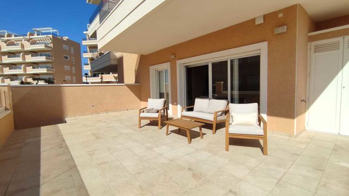 Image No.21-3 Bed Apartment for sale