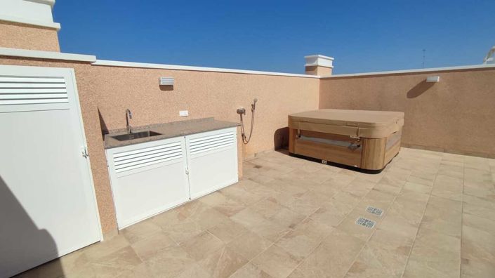 Image No.24-3 Bed Apartment for sale