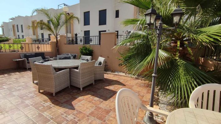 Image No.18-3 Bed Townhouse for sale