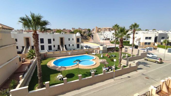 Image No.32-3 Bed Townhouse for sale