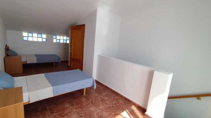 Image No.24-3 Bed Townhouse for sale