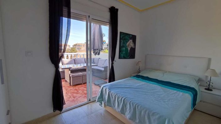 Image No.5-Appartement de 2 chambres à vendre à Los Altos