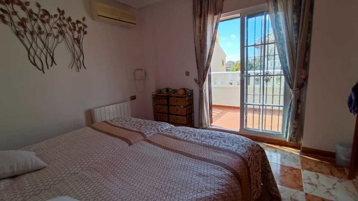 Image No.9-Villa de 2 chambres à vendre à Cabo Roig