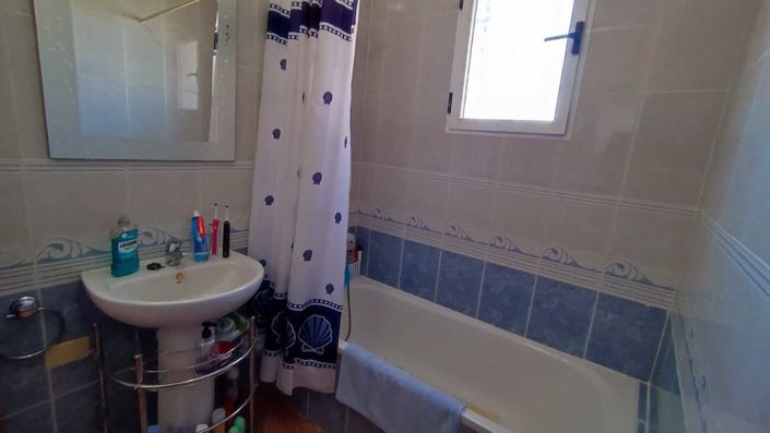 Image No.21-3 Bed Quad for sale