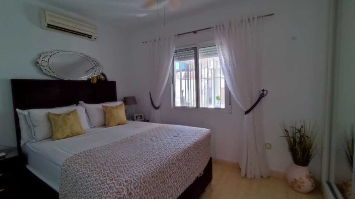 Image No.18-2 Bed Bungalow for sale