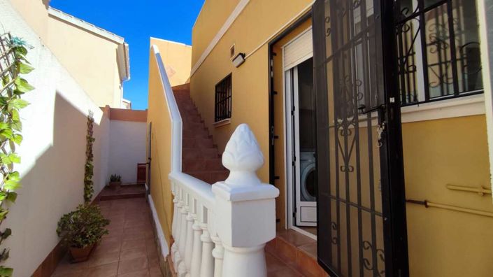 Image No.21-2 Bed Bungalow for sale