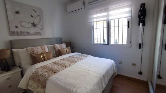 Image No.8-2 Bed Bungalow for sale