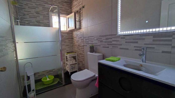 Image No.24-4 Bed Villa for sale