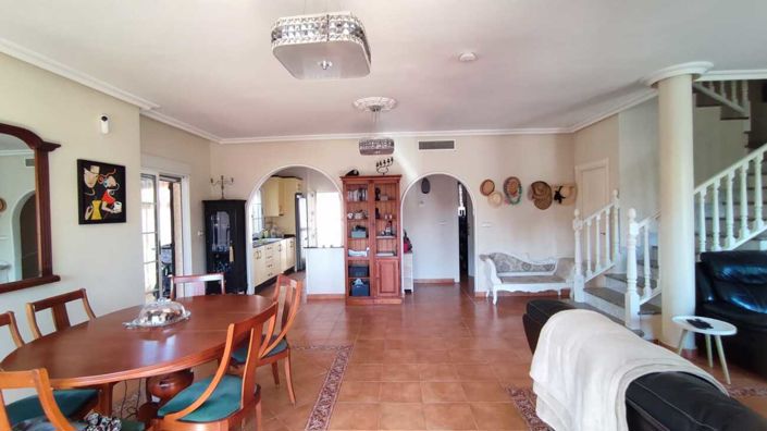 Image No.3-Villa de 5 chambres à vendre à La Zenia