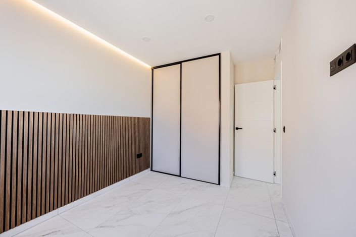 Image No.23-4 Bed Villa for sale