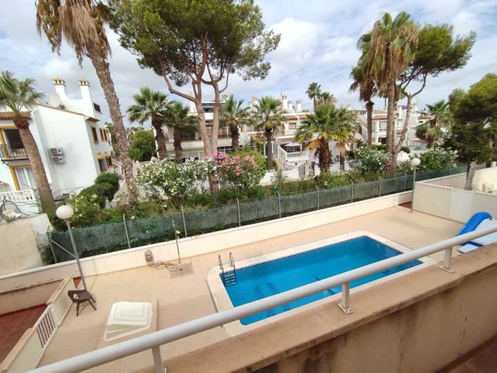 Image No.14-3 Bed Townhouse for sale