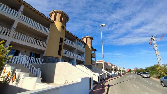 Image No.26-2 Bed Apartment for sale