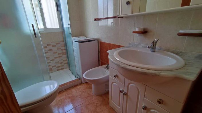 Image No.15-3 Bed Villa for sale