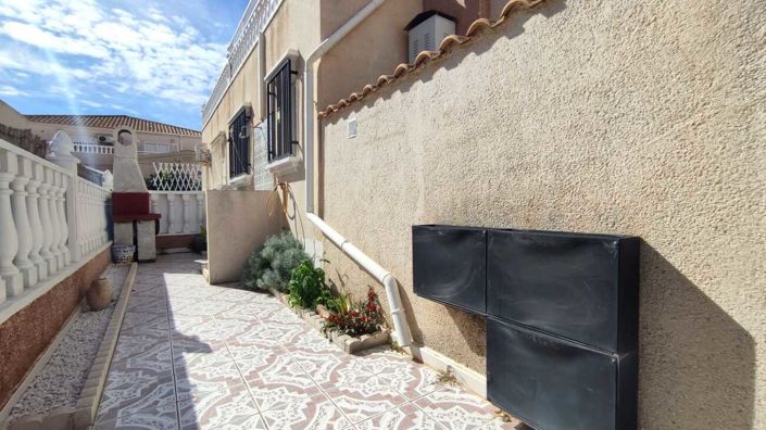 Image No.19-3 Bed Villa for sale