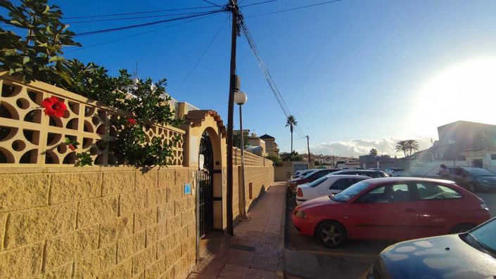 Image No.18-2 Bed Bungalow for sale