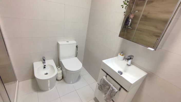 Image No.20-2 Bed Bungalow for sale