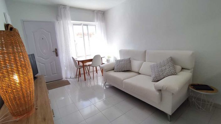 Image No.24-2 Bed Bungalow for sale