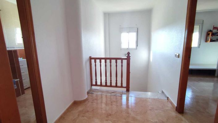 Image No.18-3 Bed Villa for sale