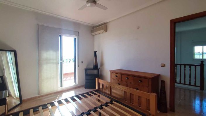 Image No.20-3 Bed Villa for sale