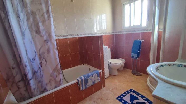 Image No.21-3 Bed Villa for sale