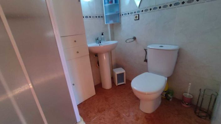 Image No.11-3 Bed Quad for sale