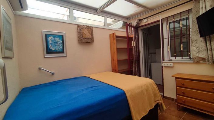 Image No.14-3 Bed Townhouse for sale