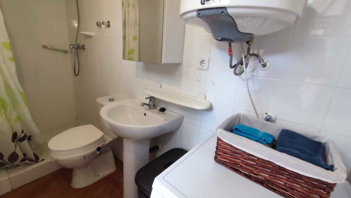 Image No.15-3 Bed Townhouse for sale