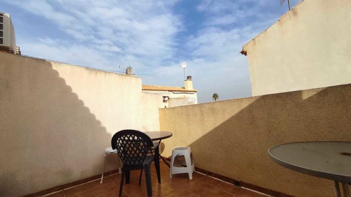 Image No.27-3 Bed Townhouse for sale