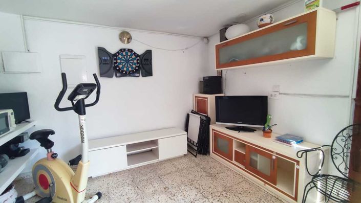 Image No.12-4 Bed Villa for sale