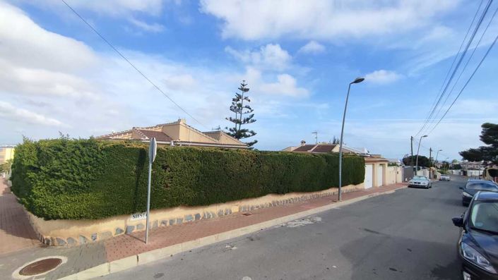 Image No.32-4 Bed Villa for sale