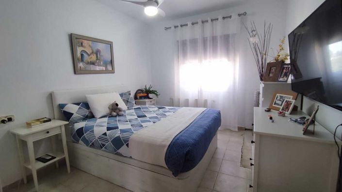 Image No.4-4 Bed Villa for sale