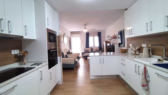 Image No.12-2 Bed Apartment for sale