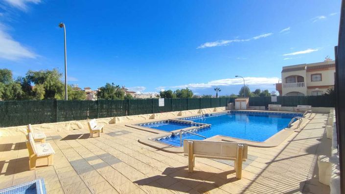 Image No.3-2 Bed Townhouse for sale