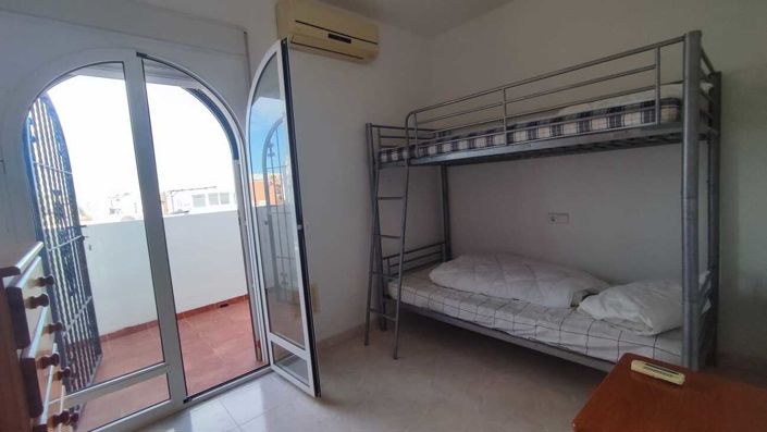 Image No.22-2 Bed Townhouse for sale