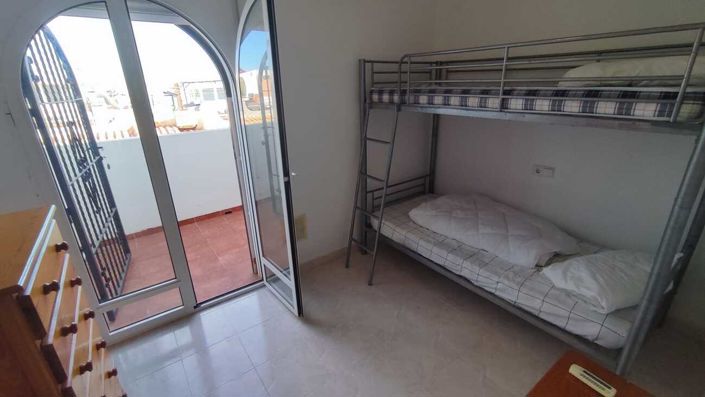 Image No.23-2 Bed Townhouse for sale