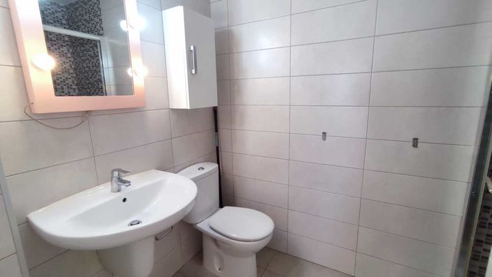 Image No.18-2 Bed Apartment for sale