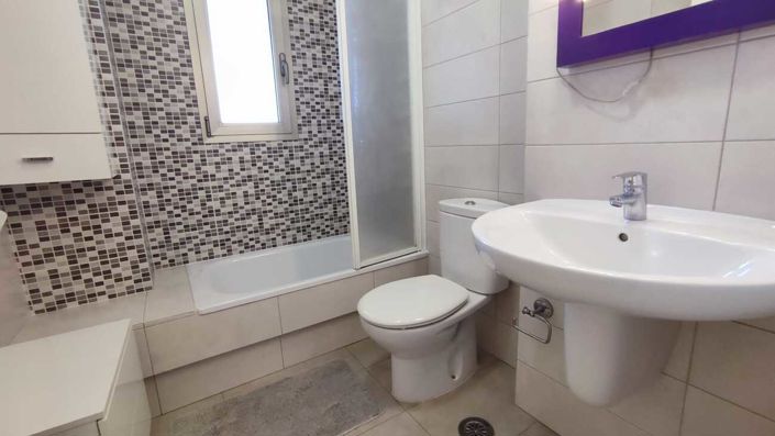 Image No.22-2 Bed Apartment for sale