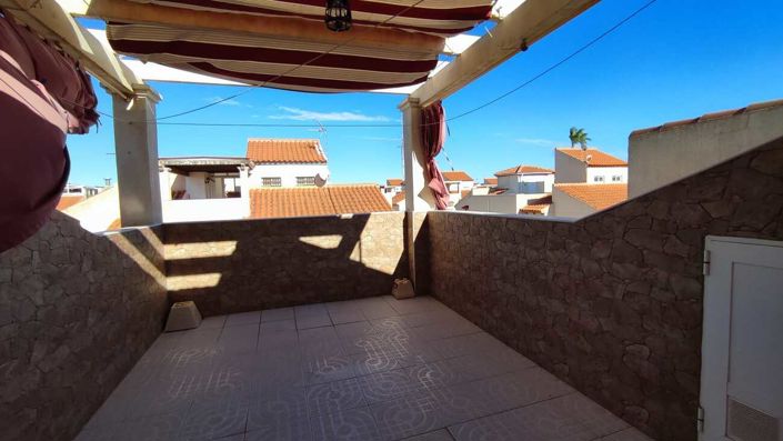 Image No.20-2 Bed Apartment for sale